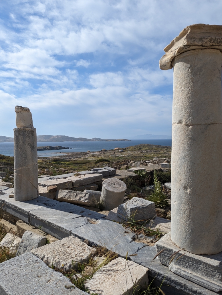 Vue des ruines en hauteur de Délos