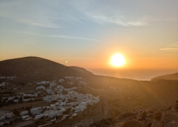 couché de soleil sur folegandros